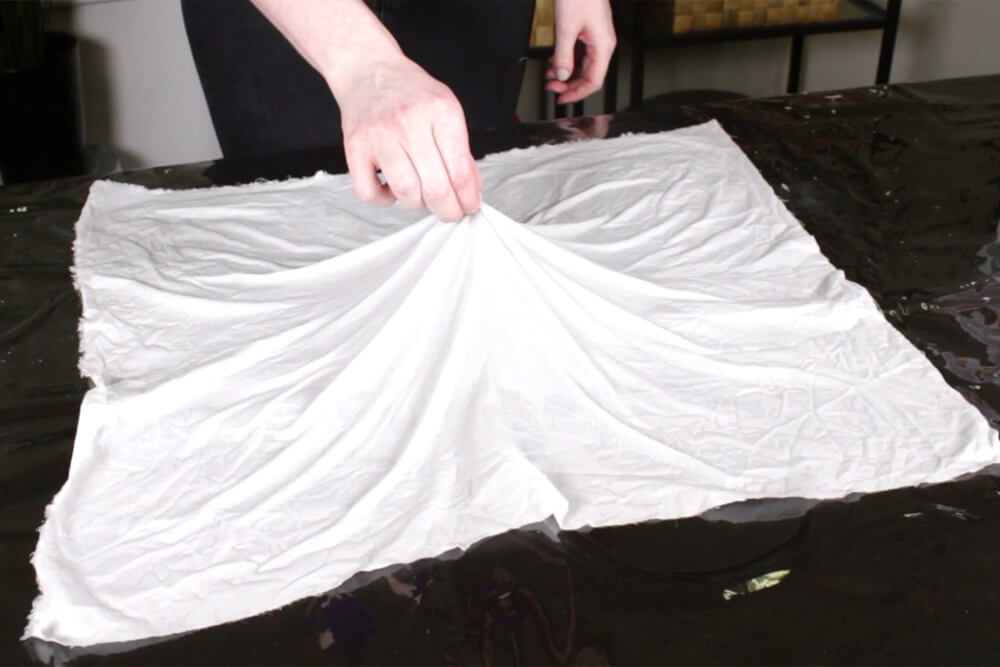 How to Dye Fabric - Shibori Tye-Die with Rubber Bands - Tying the fabric