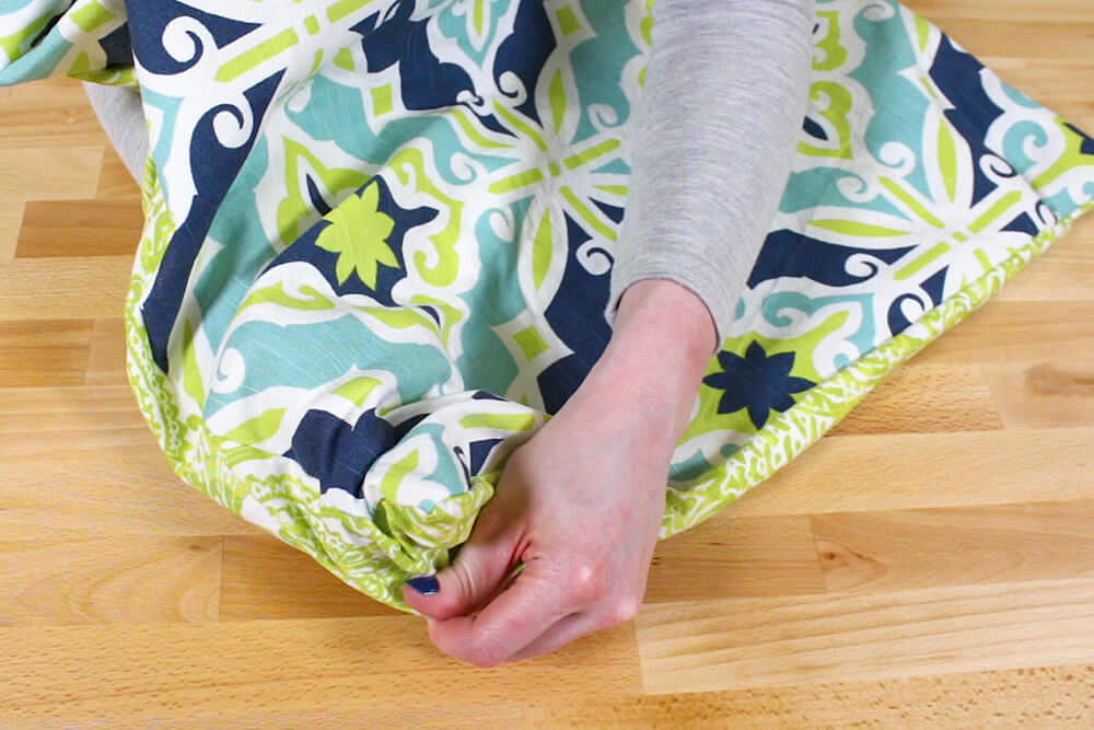 Flanged Pillow Sham - Poke out the corners