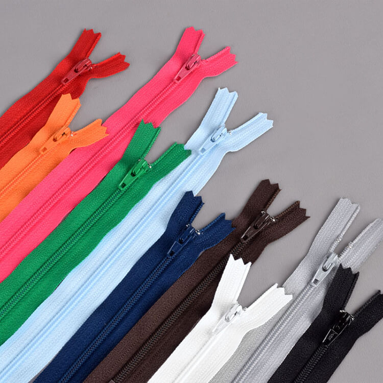 How to Pick the Right Zippers for Your Project