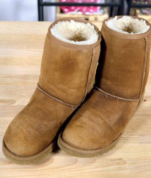 How to Fix Old Ugg Boots