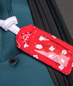 How to Make Fabric Luggage Tags